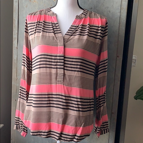 Loft Blouse w Pink, Tan & Black - Picture 2 of 5